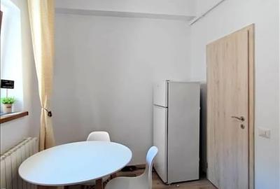 Inchiriez Garsoniera, Centrul Istoric, Brasov - 7