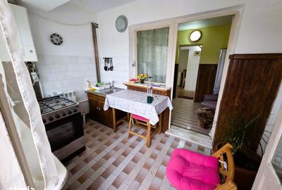 Apartament cu 2 camere decomandat în E3 - 10