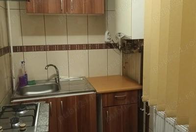 Garsonieră decomandată în Central - 2