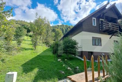 Casă cu 4 camere cu Teren 1209 Mp în Moieciu - 3