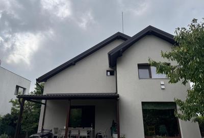 VILA COCHETA CU TEREN GENEROS,  PANOURI FOTOVOLTAICE 11KW SI GARAJ VILA COCHETA CU TEREN GENEROS,  PANOURI FOTOVOLTAICE 11KW SI GARAJ - 1