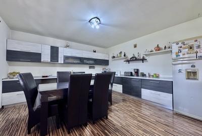 Casǎ Individualǎ/Pensiune/Turism - Ocna Sibiului - 1546 mp teren - 12