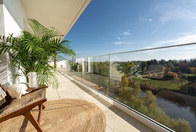 Penthouse cu vedere la lac în Parc duc Lac La Gloire,parcare inclusă,terasă 50mp - 2
