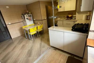 Casă cu 7 camere cu Canalizare în Florești - 13