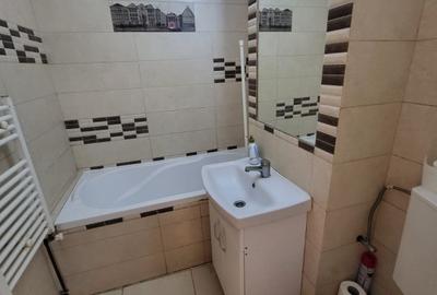Apartament cu 2 camere decomandat, mobilat în Hala Centrală - 8