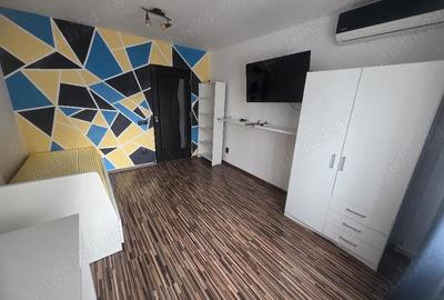 Apartament cu 3 camere decomandat în Hipodrom - 4