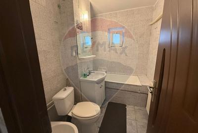 Apartament cu 2 camere de inchiriat in zona 1 Mai - 6