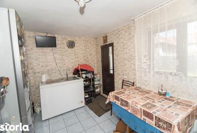 Casă cu 3 camere cu Canalizare în Merișani - 17