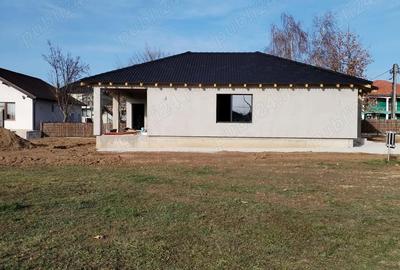 Casă cu 3 camere în Oșorhei - 2