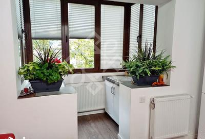 Apartament cu 3 camere decomandat, mobilat în Rogerius - 9