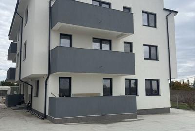 Apartament cu 3 camere semidecomandat în Central - 2