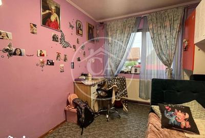 Casă cu 7 camere cu Teren 267 Mp în Nufărul - 14