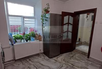 APARTAMENT ULTRACENTRAL , PIATA UNIRII, CUZA VODA 70 MP PLUS CURTE - 48