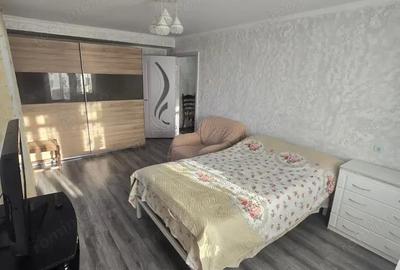 De vanzare in zona Obor garsoniera - 1