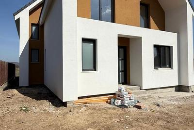 Casă cu 4 camere în Gilău - 3