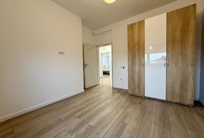 Duplex despartit prin garaj cu 5 camere  |  Dumbravita - 10