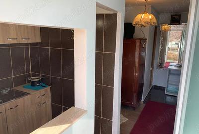 Garsonieră decomandată în Central - 2