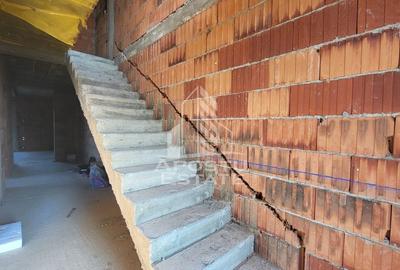Duplex modern,4 camere2,bai,carport Giarmata - 15