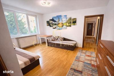 Apartament cu 4 camere decomandat în Centrul Civic - 1