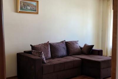 Apartament cu 3 camere decomandat în Micro 12 - 8