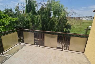 Duplex cu 4 camere cu Canalizare în Central - 15