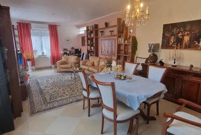 Casă cu 6 camere în Central - 5