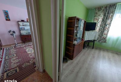 Apartament cu 3 camere decomandat în Cornișa - 7