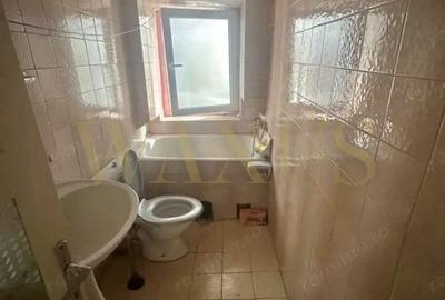 Casă cu 4 camere cu Canalizare în Central - 2