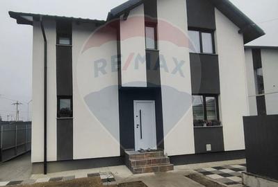 Casă finalizata Golesti - 2