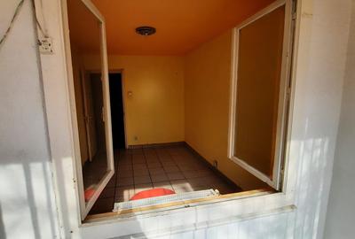 Apartament cu 4 camere decomandat în Olteniței - 13
