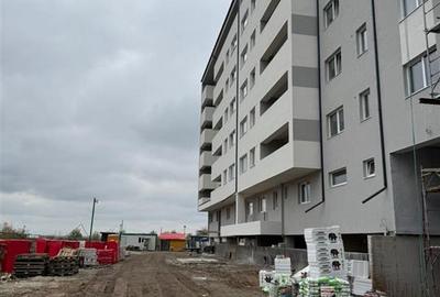 Apartament cu 3 camere decomandat în Berceni - 2