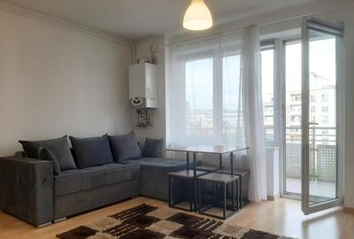 Apartament cu 2 camere decomandat, mobilat în Tractorul - 3