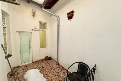 Apartament cu 3 camere decomandat în Parcul Carol - 3