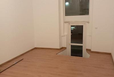 Spațiu comercial, de 20 mp, în Ultracentral