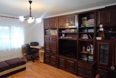 Apartament 3 camere etaj 1 decomandat Viitorului - 1