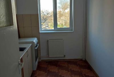 Apartament cu 2 camere semidecomandat în Crâng - 6