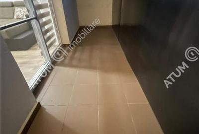 Apartament cu 3 camere decomandat în Cristian - 1