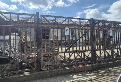 Spațiu comercial, de 500 mp, în Industrială - 5