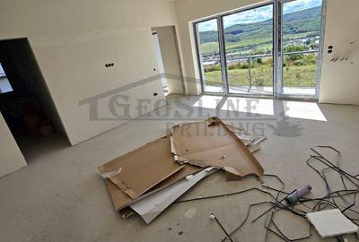 Apartament cu 3 camere decomandat în Baciu - 4