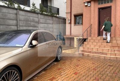 Casă cu 7 camere cu Teren 400 Mp în Dristor - 2