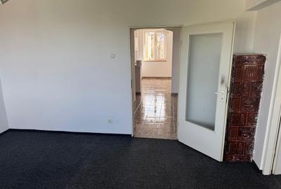Apartament cu 3 camere decomandat în Central - 6