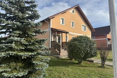 Casă cu 5 camere cu Teren 560 Mp în Central - 15