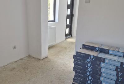 Casă cu 4 camere în Mărgineni - 2