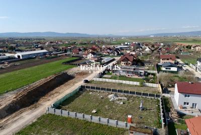 Teren Construcții intravilan de 1000 mp, în Stupini - 7