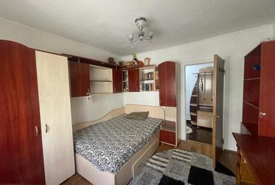 Apartament cu 3 camere decomandat în Central - 1