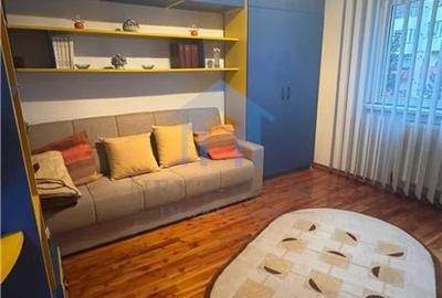 Apartament 3 camere, Central - 5