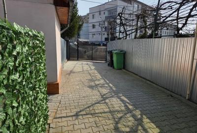 Casă cu 3 camere cu Canalizare în Timpuri Noi - 11