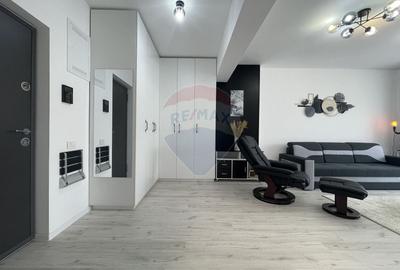 Garsonieră decomandată, mobilată în Tractorul - 10