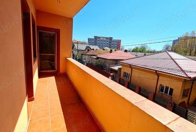 PROPRIETAR - apartament pretabil birouri,140 mp, etajul 1 in vila zona Bd. Mamaia - Universitate - 2