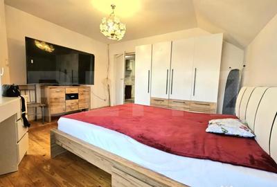 Apartament cu 3 camere decomandat în Chișoda - 1